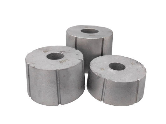 Formiga de frango de carburo de cabeça fria resistente a altas temperaturas e impactos, personalizável para as necessidades do cliente